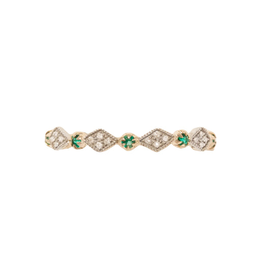 Emerald Ava No. 1 Ring - Main Img
