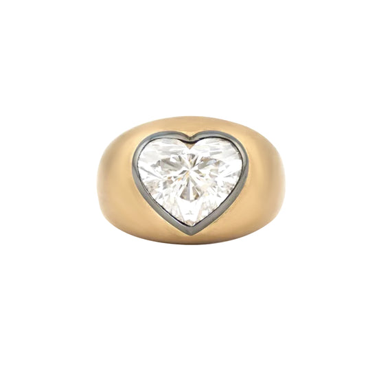 Diamond Heart Shaped Lunette Bombe Ring - Main Img