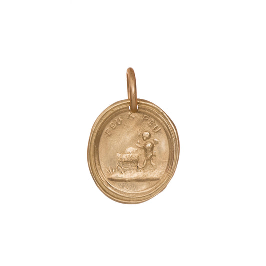 Peu a Peu Pendant - Yellow Gold - Main Img