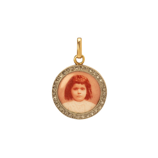 Young Victorian Girl Pendant - Main Img
