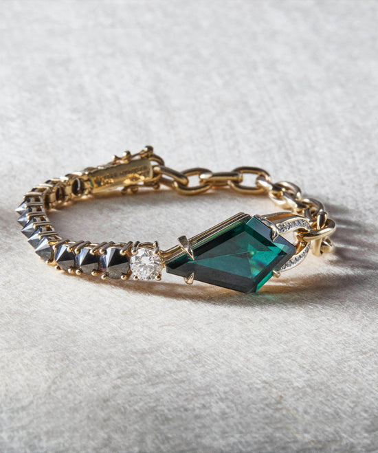 Mixmaster Ara Vartanian’s Edgy Creations