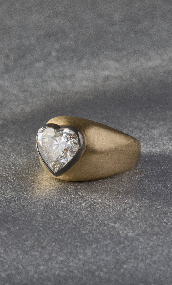 Big Jewels for the Big Day  Fine Jewelry, Vintage Accessories, & Luxury Decor