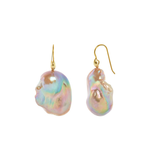 Green River Pearl Earrings - Main Img