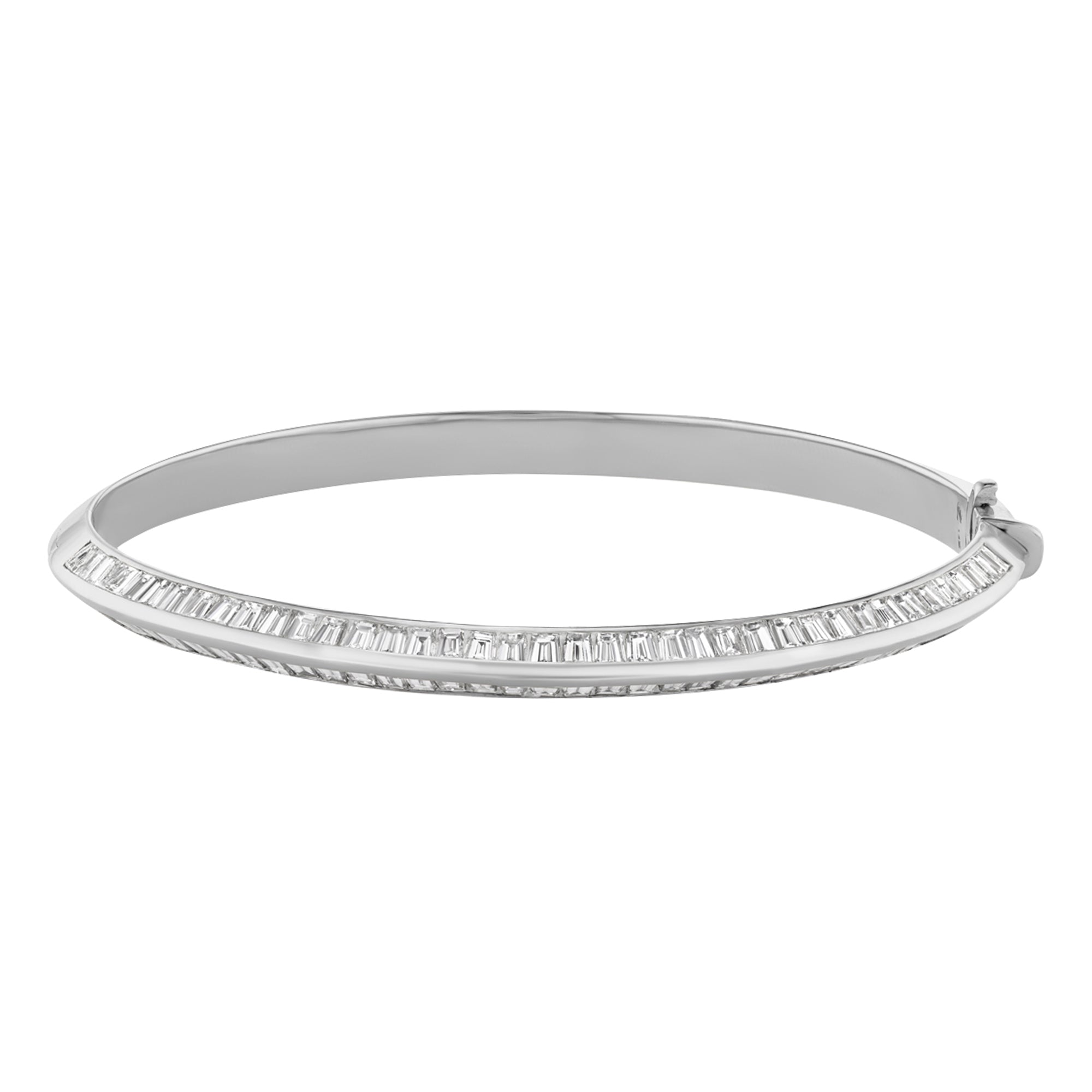Diamond Knife Edge Bangle (WG)