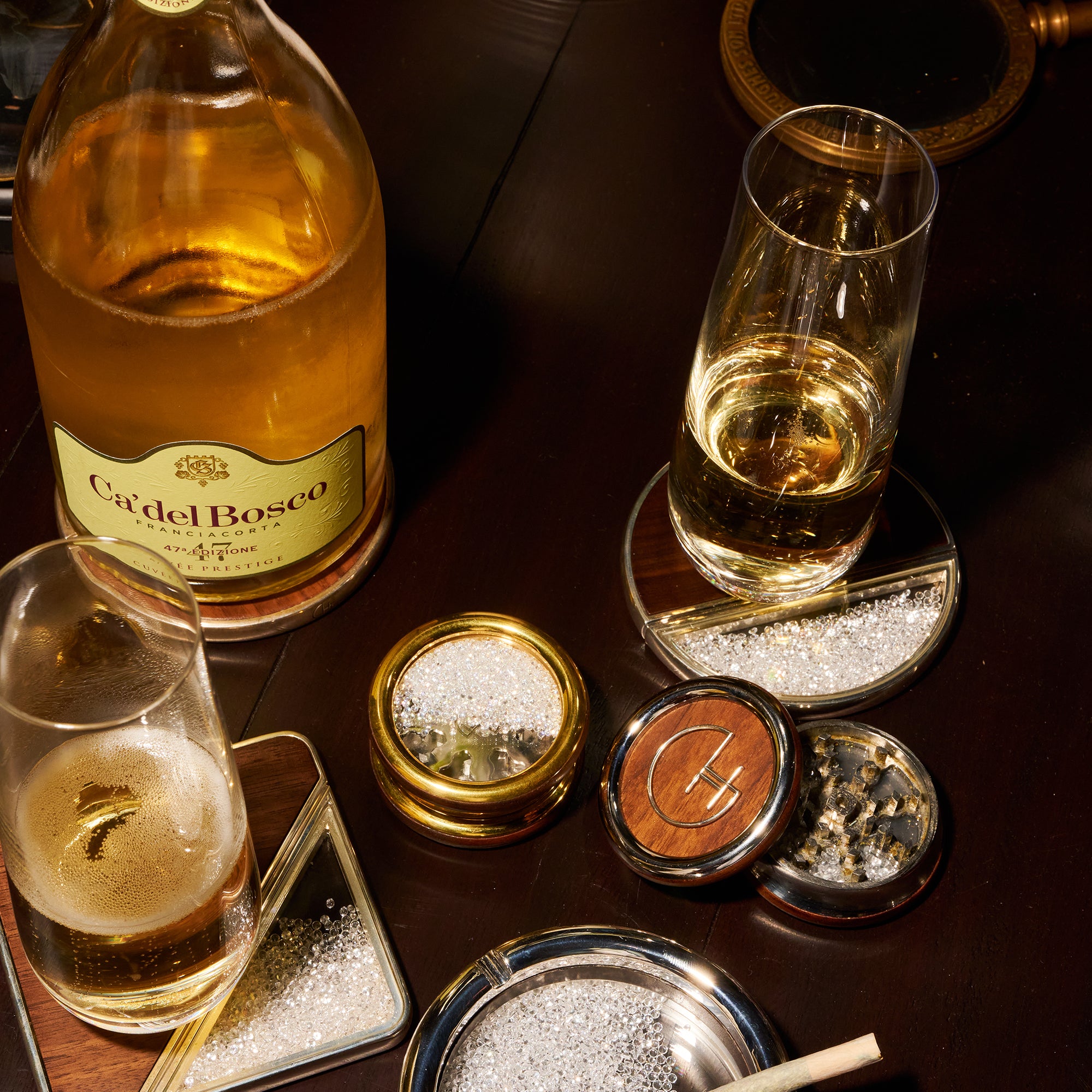 Cannabis Grinder with Cubic Zirconia Brass and Wood