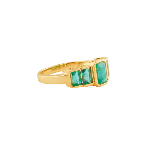 Echo Ring - Emerald