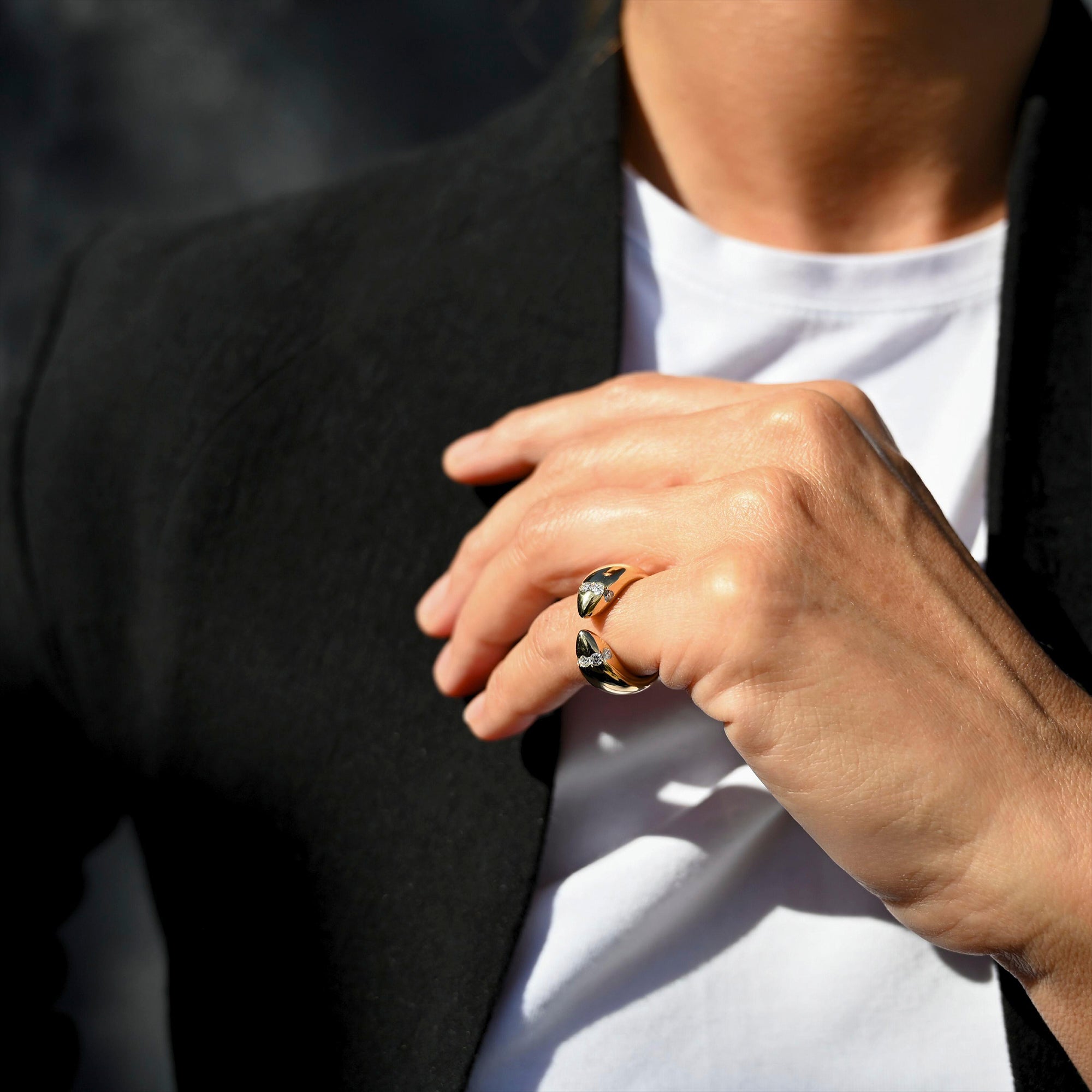 Diamond Contact Pave Ring