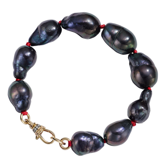 Freshwater Baroque Pearl Nyx Bracelet - Main Img