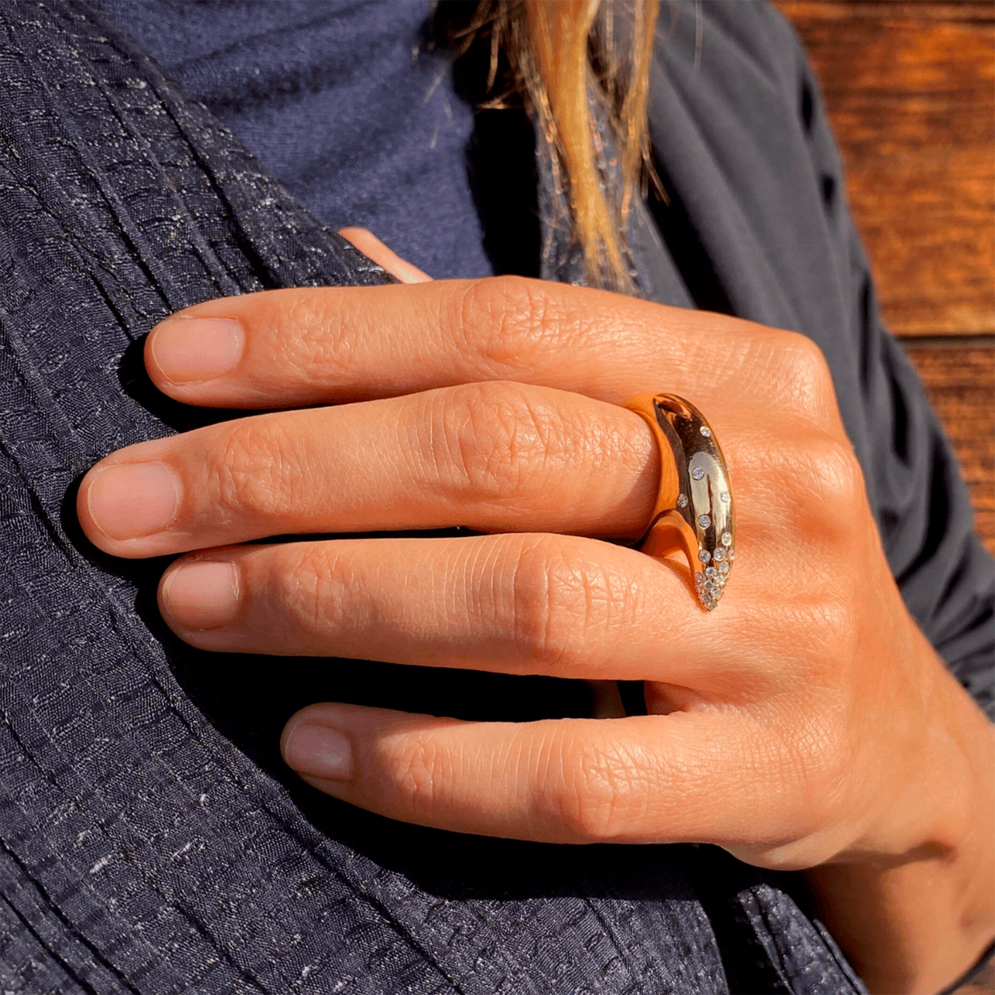 Diamond M Crescent Disperse Ring