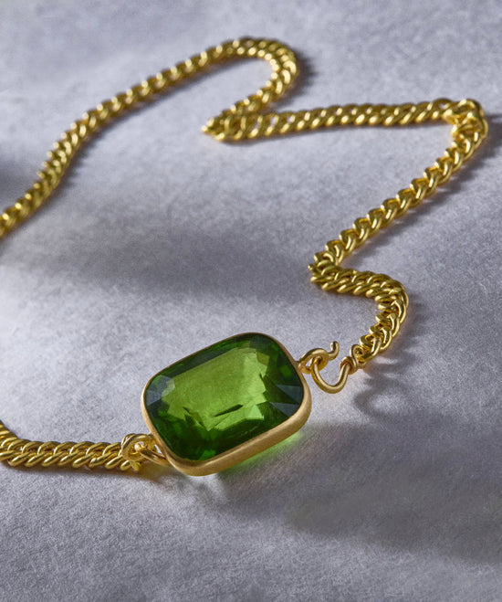 Cosmic Love: Leo and Peridot
