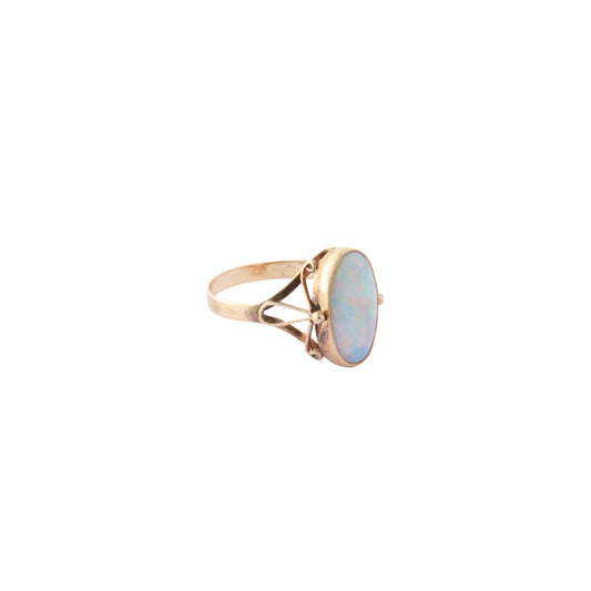 Bezel Ring - Opal