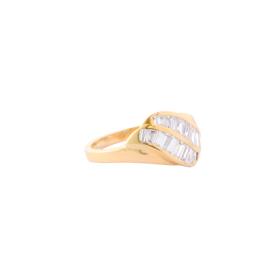 Double Wave Baguette Ring