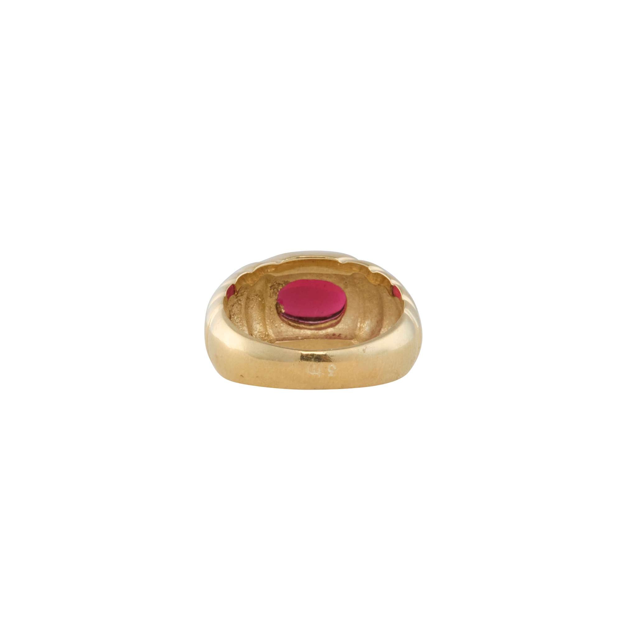 Ruby Glass Cab Ring