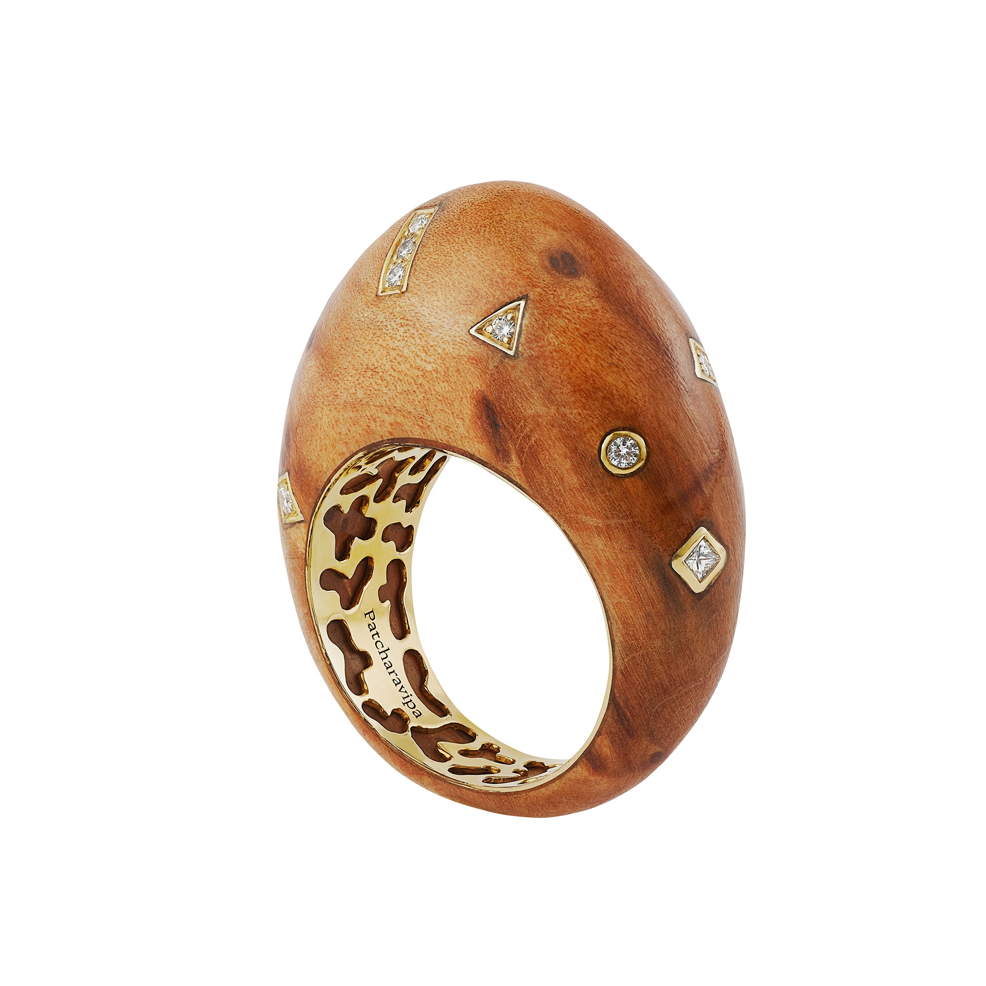 Patcharavipa - Princess Cut Diamond and Round Diamond Thuya Egg Ring