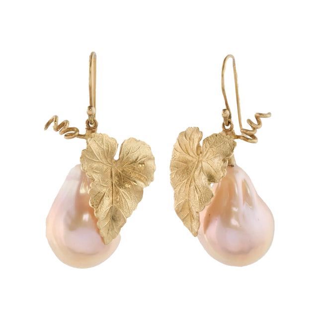 Baroque Pink Pearl Hanging Grape Leaf Earrings