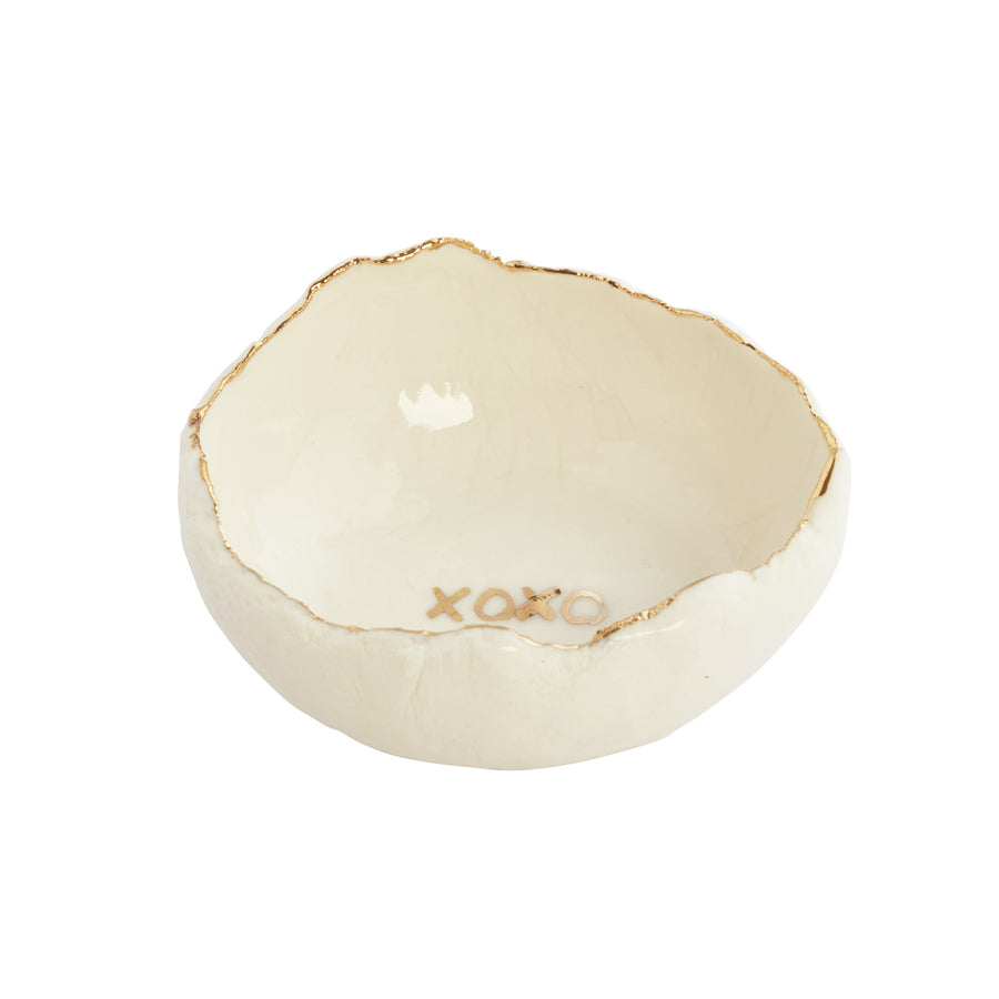 Loquet BE x Loquet x Heidi Bishop Ceramic Dish - "Xoxo" - Home & Decor - Broken English Jewelry side view