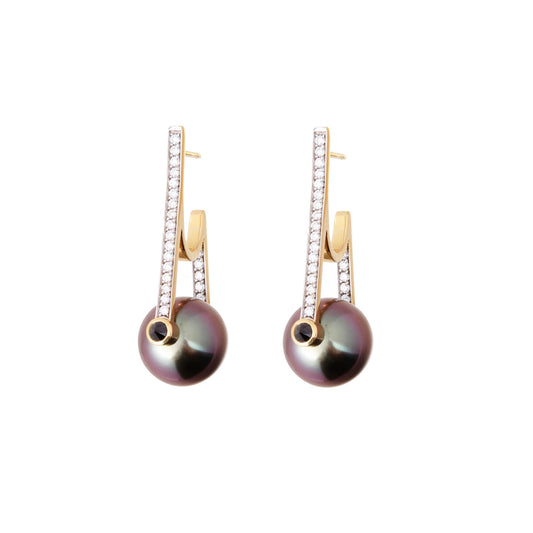 Pearl Earrings - Main Img