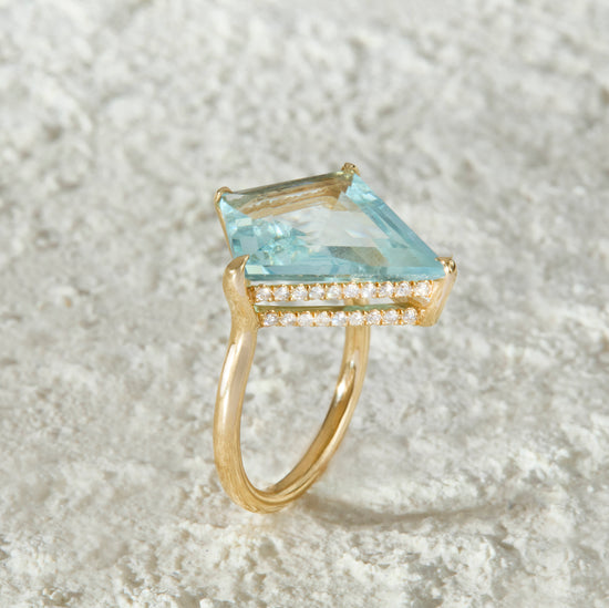 Cosmic Love: Pisces & Aquamarine