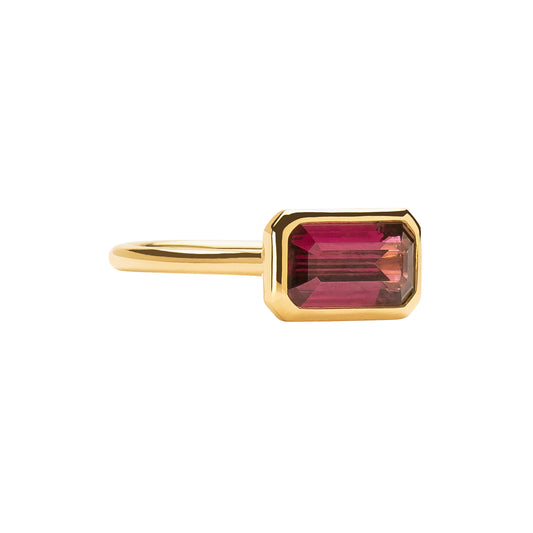 Elongated Rhodolite Garnet Ring